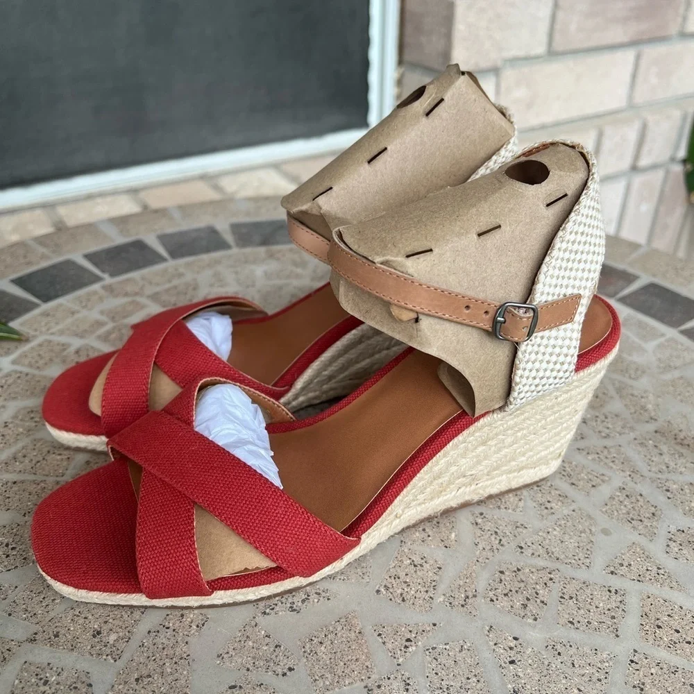 NIB Lucky Brand Women's Maeylee Espadrille Wedge Sandals Rancho Red Canvas 9.5